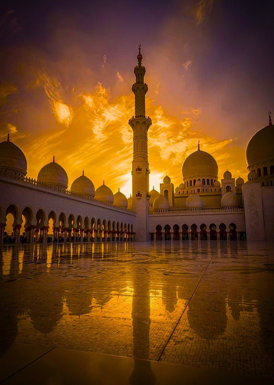 Mosque courtyard and arches